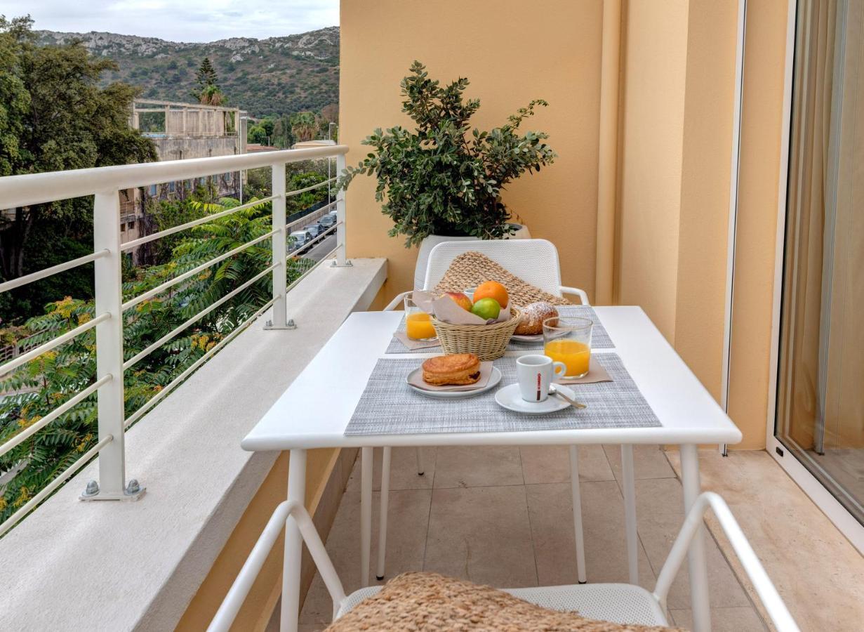 Arveskida Suite Apartment カリアリ エクステリア 写真