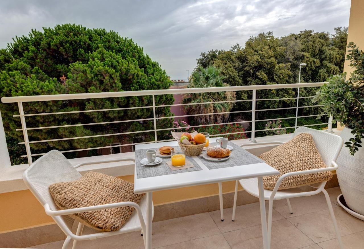 Arveskida Suite Apartment カリアリ エクステリア 写真