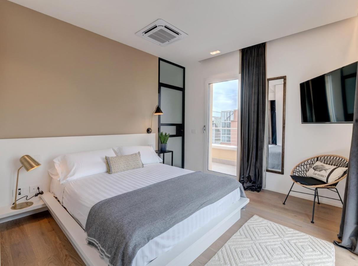 Arveskida Suite Apartment カリアリ エクステリア 写真